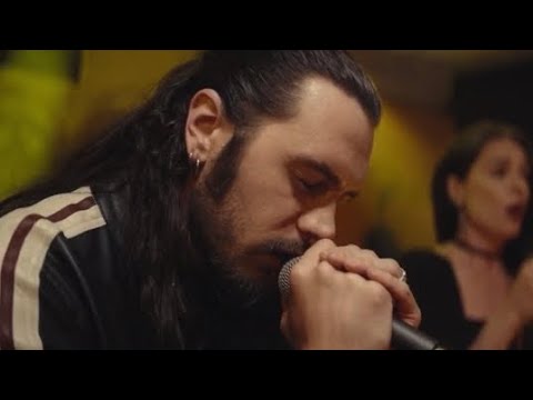 İsmail Ege Şaşmaz – Mavi Duvar (Remastered)