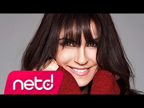 Ayşegül Aldinç – Durum Leyla (feat. Gökhan Türkmen)